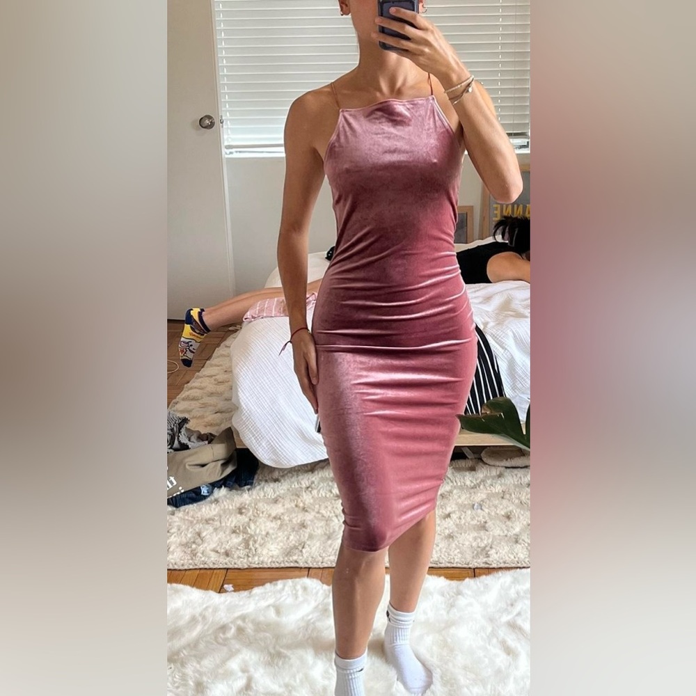 NWOT Pink velvet Forever 21 dress size small